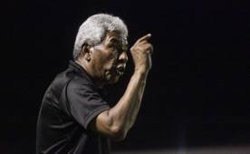 Héctor Castellón salió contento tras el triunfo histórico ante los Pumas.