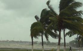 En Puerto Cortés se reportan fuertes vientos. Los habitantes se encuentran a expectativa de la tormenta Earl.