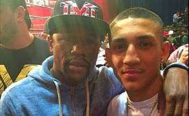 Al parecer el hondureño ha sorprendido a Mayweather con su capacidad para el boxeo.