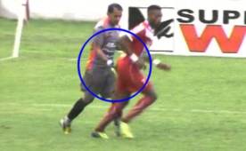 Esta fue la acción de Júnior Morales contra Henry Martínez que desembocó en una polémica en Tocoa.