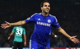 Fabregas es una pieza fundamental del equipo de José Mourinho líder de la Premier League.