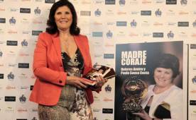 Dolores Aveiro, madre de Cristiano Ronaldo, durante la presentación de su autobiografía.