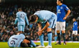 El delantero Sergio Agüero salió con lágrimas en sus ojos.