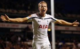 Harry Kane, de 21 años, ha marcado esta temporada 26 goles en 42 encuentros.