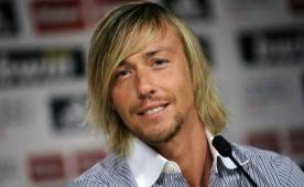 Guti se ha caracterizado por defender siempre los colores del Real Madrid, dentro y fuera de la cancha.