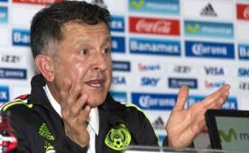 Juan Carlos Osorio asegura que para evitar que México vuelva a sufrir buscará entender a qué juegan sus rivales, entre ellos Honduras. Foto AFP