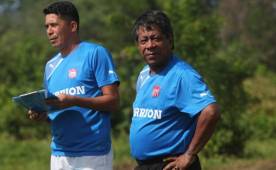 Ramón Maradiaga viajará a Estados Unidos para seguir la Copa Oro y ya giró instrucciones en el Vida. Foto Javier Rosales