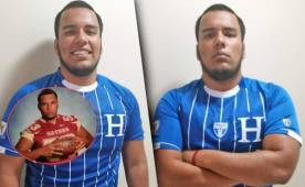 Aaron Gutiérrez posando con la camiseta de la selección de Honduras.