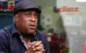 Hernán Medford ha cuestionado duramente el rendimiento de los actuales jugadores, mismos a los que él dirigió.