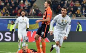 Cristiano Ronaldo marcó dos goles en el triunfo 4-3 sobre el Shakhtar Donetsk en Ucrania. Fotos AFP.