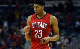 Anthony Marshon Davis tiene apenas 22 años de edad y sin duda tiene futuro en la NBA.