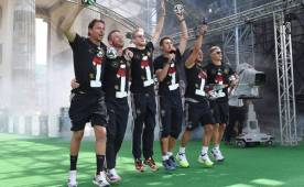 'Nazis asquerosos', llamó a los futbolistas argentinos el reconocido periodista argentina.