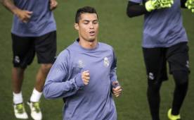 Cristiano Ronaldo ya entrena con normalidad con su club el Real Madrid. Foto EFE.