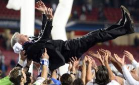 En su columna para el portal chino Sina, Carlo Ancelotti dio a conocer la lista de los mejores jugadores que ha dirigido en su carrera. ¿Olvidó alguno? Dale click para ver su TOP.