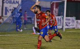Carlos Ruiz anotó otro gol con la camiseta del Municipal. (FOTO: Soy502)