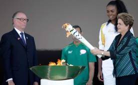 El cambio de Gobierno en Brasil proyectó hoy una sombra de dudas e interrogantes sobre los Juegos Olímpicos de Río de Janeiro.