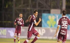 El uruguayo Fabrizio Ronchetti se lució con dos tantos en su debut con el Deportivo Saprissa en Costa Rica. (Nacion.com)