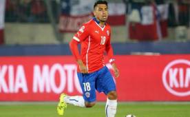 Jara estuvo involucrado en polémica durante la Copa América por su provocación a Cavani en pleno partido.