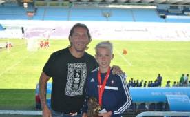 Michel Salgado jugó en el Real Madrid, donde ganó todo los torneos en los que participó.