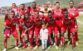 Real Sociedad dejó escapar una gran oportunidad en casa y cayó 1-2 ante Olimpia en la ida de la final del Clausura. Foto Neptalí Romero