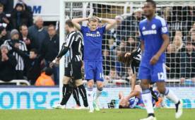 El Newcastle se ha convertido en la bestia negra del Chelsea de Mourinho. (Fotos: AFP)