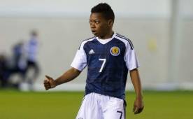 Karamoko Dembelé ya ha utilizado la camiseta de Escocia.