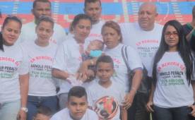 El Murcia y el Vida, equipos donde jugó Arnold Peralta, rindieron este lunes un emotivo homenaje al fallecido futbolista.