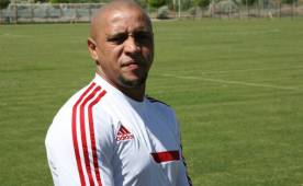 Roberto Carlos es muy recordado de su época como lateral zurdo del Real Madrid donde siempre destacó su gran pegada.