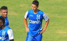 Óliver Morazán ya está entrenando con la Selección de Honduras en Comayagua.