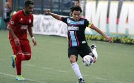 Rambo de León anotó su penal, pero su equipo siempre perdió la final regional.