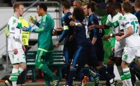 Indiscutible favorito, el Real Madrid se vio superado 2-0 por el entusiasmo de un Wolfsburgo que pisaba por primera vez esta ronda de la Champions.