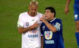 Juan Sebastián Verón negó saludar a Diego Maradona, lo que desató el enojo del 'Pelusa'.