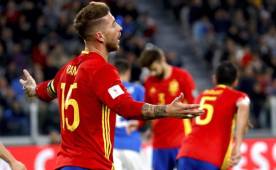 Sergio Ramos lamentó que mientras en Italia aplauden a Buffon tras un error, en España le silben. Foto EFE