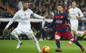 Hasta en seis ocasiones jugó infiltrado en el hombro izquierdo Sergio Ramos, obligado también por la plaga de lesiones en defensa. Foto AFP