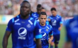 Jugadores del Motagua salieron al camerino y no regresar a traer sus medalla sy la Copa.