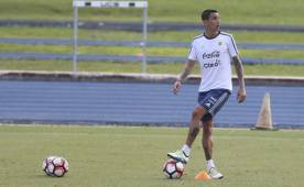 Los que ya están descartados para el partido ante Chile son Ezequiel Lavezzi y Augusto Fernández.