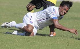 A Carlo Costly se lo bajaron cuando realizó su típica jugada, la Costlynha.