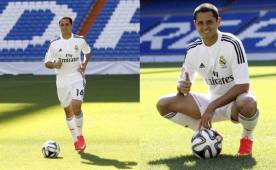 Javier 'Chicharito' Hernández vestido con el uniforme del Real Madrid en el Bernabéu,