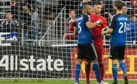 Víctor Bernárdez sigue alargando su historial en la MLS.