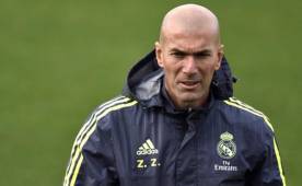 'Seguramente, si se queda con nosotros, sabe lo que va a tener aquí y los jugadores que hay', dijo Zidane.