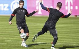 Philipp Lahm el martes en el entrenamiento del Bayern Munich. (Foto: Agencia EFE)
