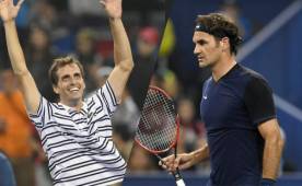 Eliminado Federer, Albert Ramos se enfrentará en octavos de final contra el ganador del encuentro entre el francés Jo-Wilfried Tsonga. (Fotos: Agencia AFP)