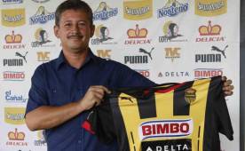 Mauro Reyes está conformando un plantel que pueda ser competitivo con Real España. Ocupa el lugar que dejó el uruguayo Miguel Falero. Foto DIEZ