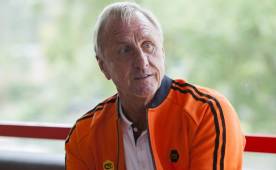En su intervención, Cruyff también se ha referido brevemente al clásico del próximo 21 de noviembre, un partido que espera que 'sea una fiesta'. Foto AFP