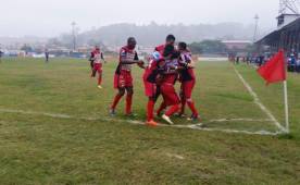 Los jugadores del Deportes Savio festejando el primer tanto de los locales. Foto cortesía Facebook Deportes Savio.