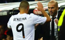 Zidane asegura que Benzema es un gran delantero, pero que no será como Cristiano.