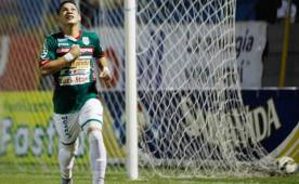 Darvis Argueta decidió no irse a Estados Unidos buscando a sus padres prefirió jugar fútbol.