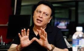 Alfredo Hawit visitó la redacción de DIEZ este domingo. Esperan entrevista completa en su DIEZ IMPRESO.