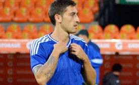 El argentino Luciano Ursino tiene 26 años y es mediocampista ofensivo.