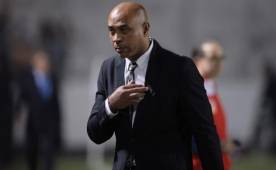 El DT de Herediano, Mauricio Wrigth le volvió a responder a Héctor Vargas.